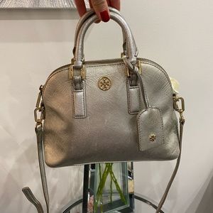 Silver Tory Burch Handbag/Cross Body Bag